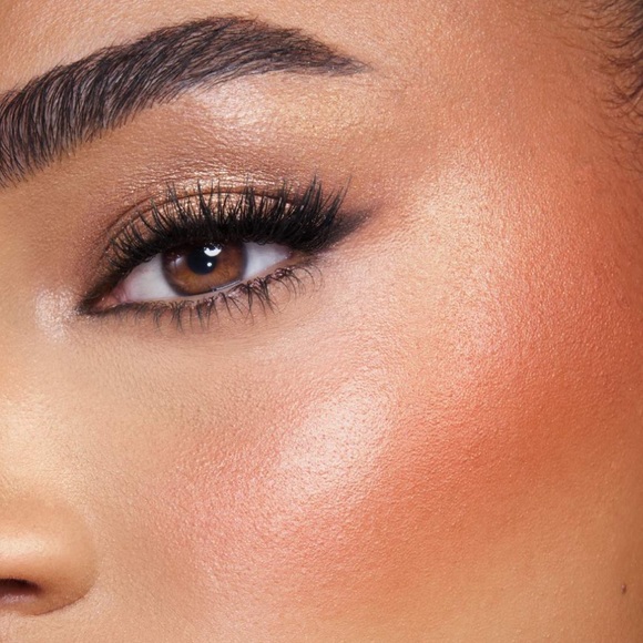 Charolette Tilbury NIB Blush & Glow Mini Glide Pallette - Tan-Deep - - Picture 5 of 11